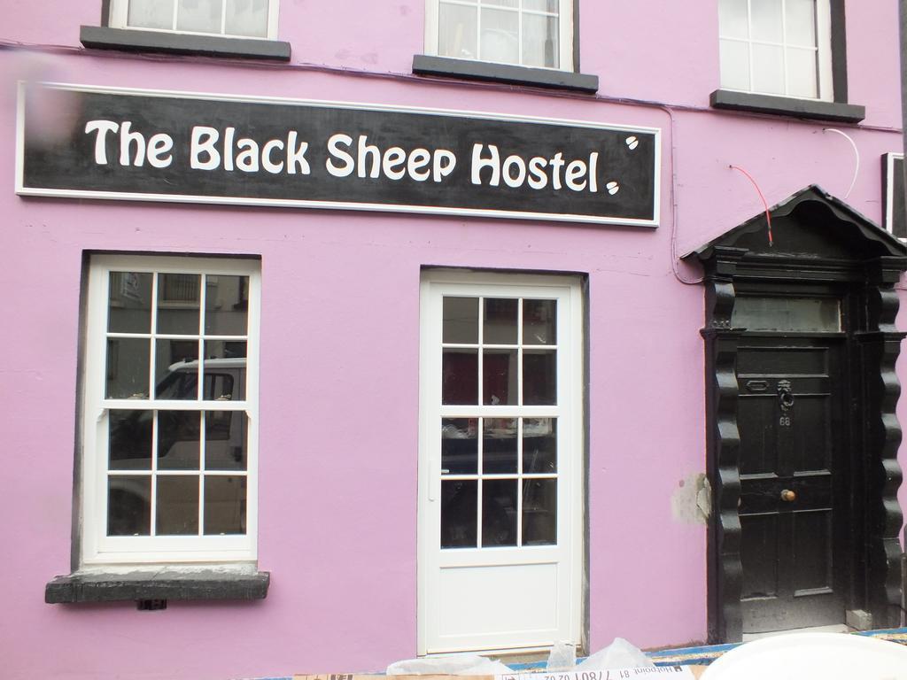 The Black Sheep Hostel Killarney Bagian luar foto
