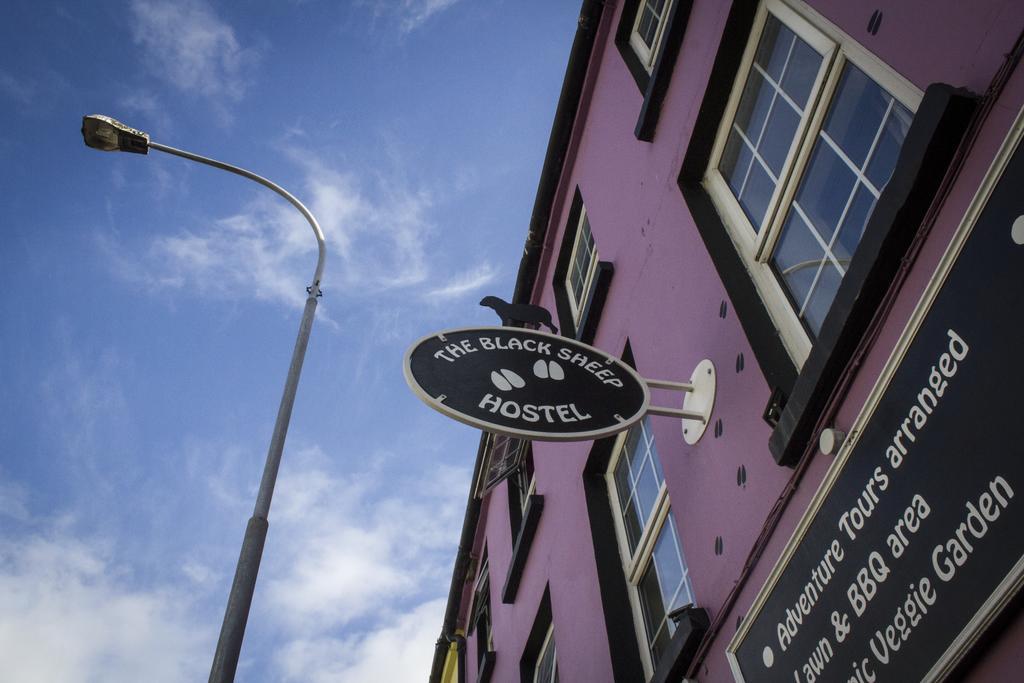 The Black Sheep Hostel Killarney Bagian luar foto